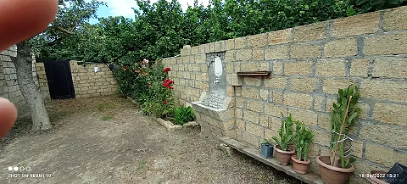 Satılır 4 otaqlı həyət evi 130 m²