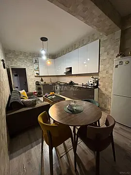 Satılır 3 otaqlı mənzil 103 m²