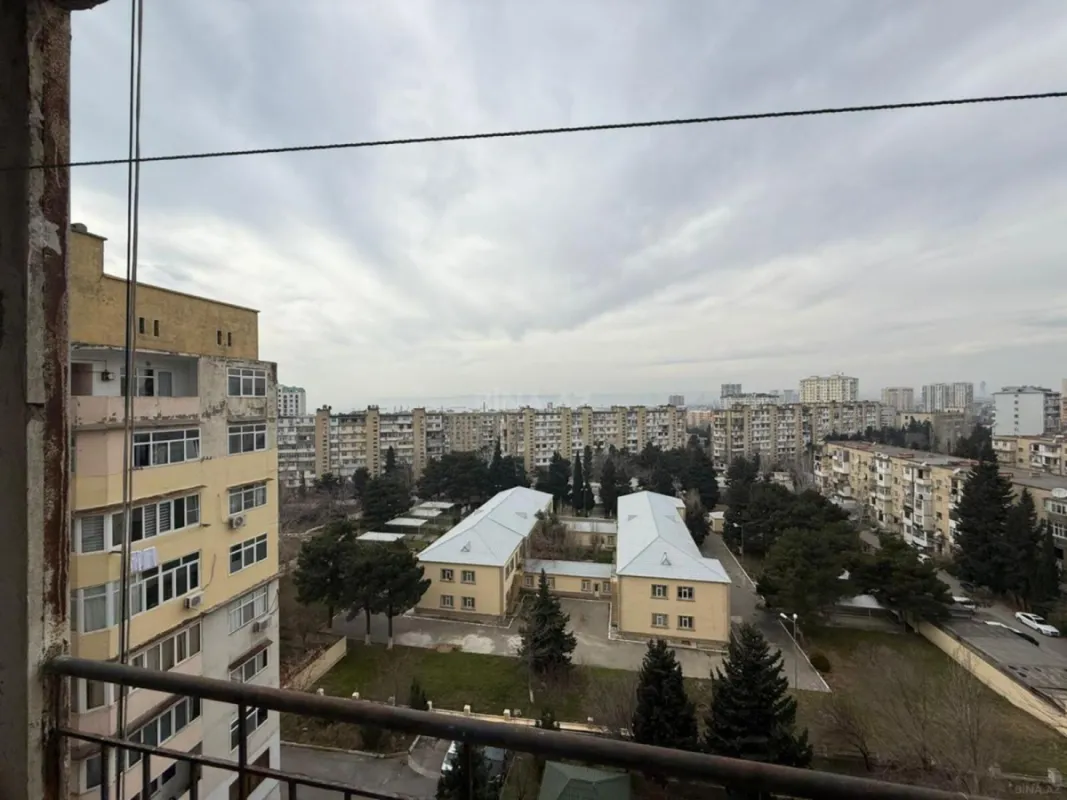 Satılır 3 otaqlı mənzil 95 m²