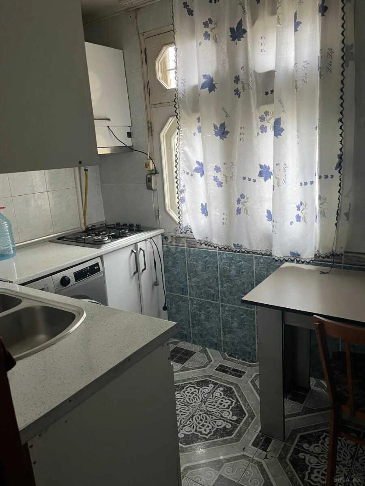 Kirayə verilir 2 otaqlı mənzil 58 m²