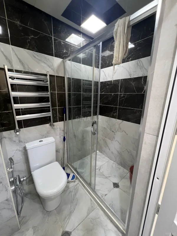 Kirayə verilir 2 otaqlı mənzil 50 m²