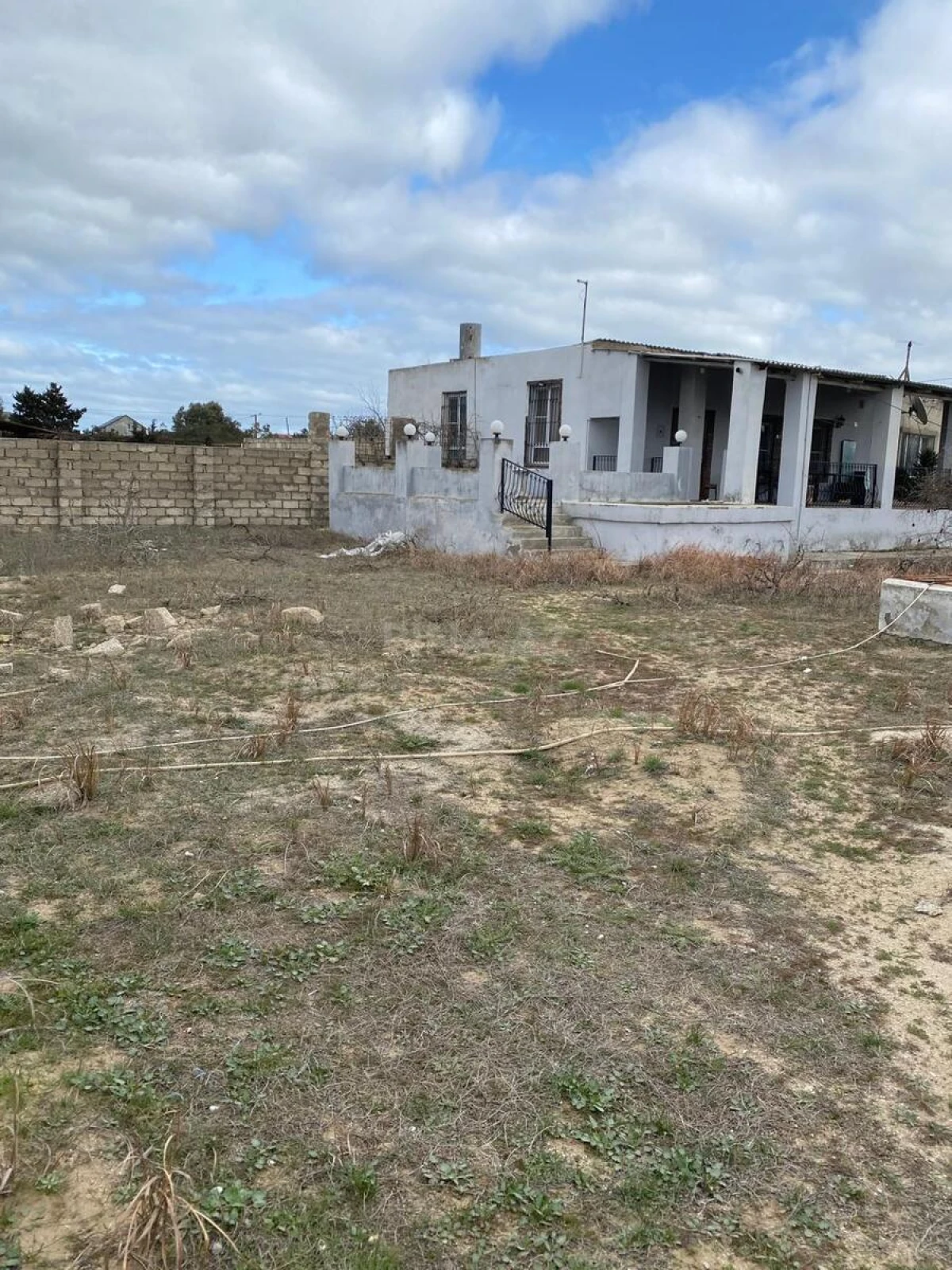 Satılır torpaq sahəsi 12 m²