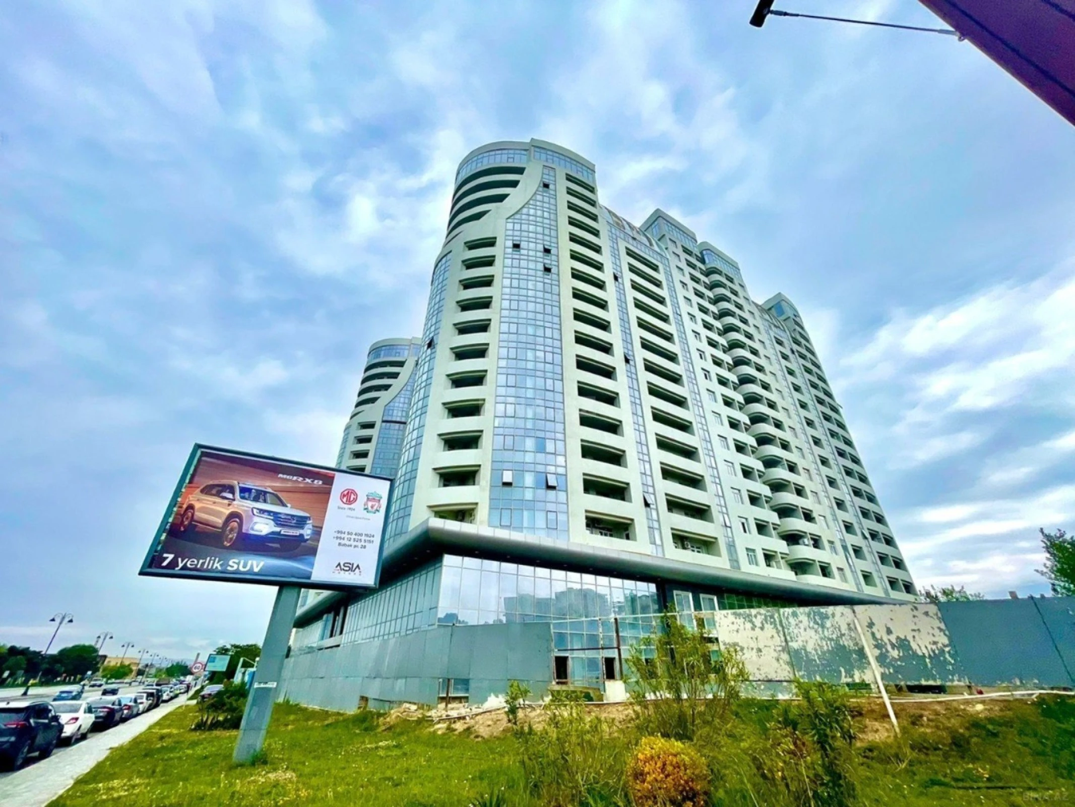 Kirayə verilir 2 otaqlı mənzil 75 m²