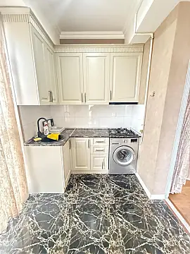 Kirayə verilir 2 otaqlı mənzil 75 m²