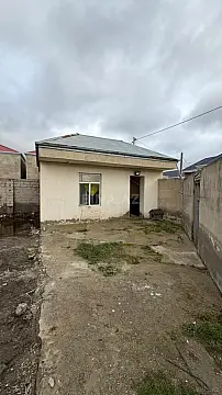 Satılır obyekt 550 m²