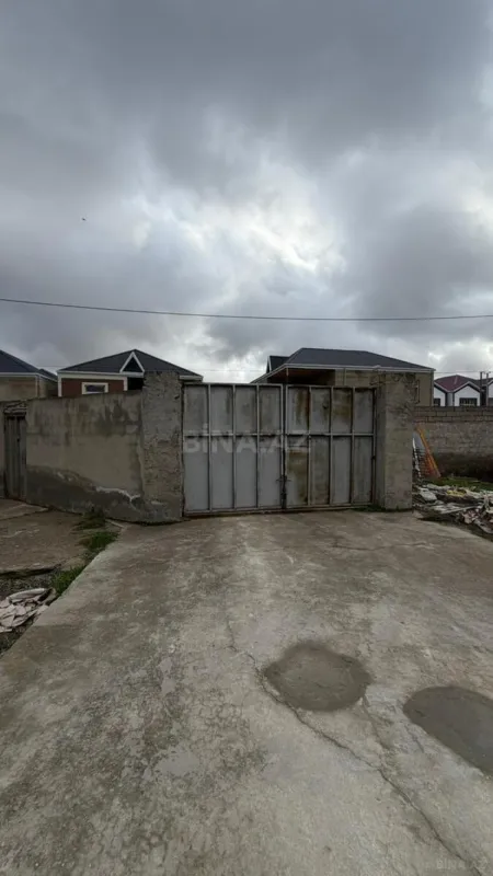 Satılır obyekt 550 m²