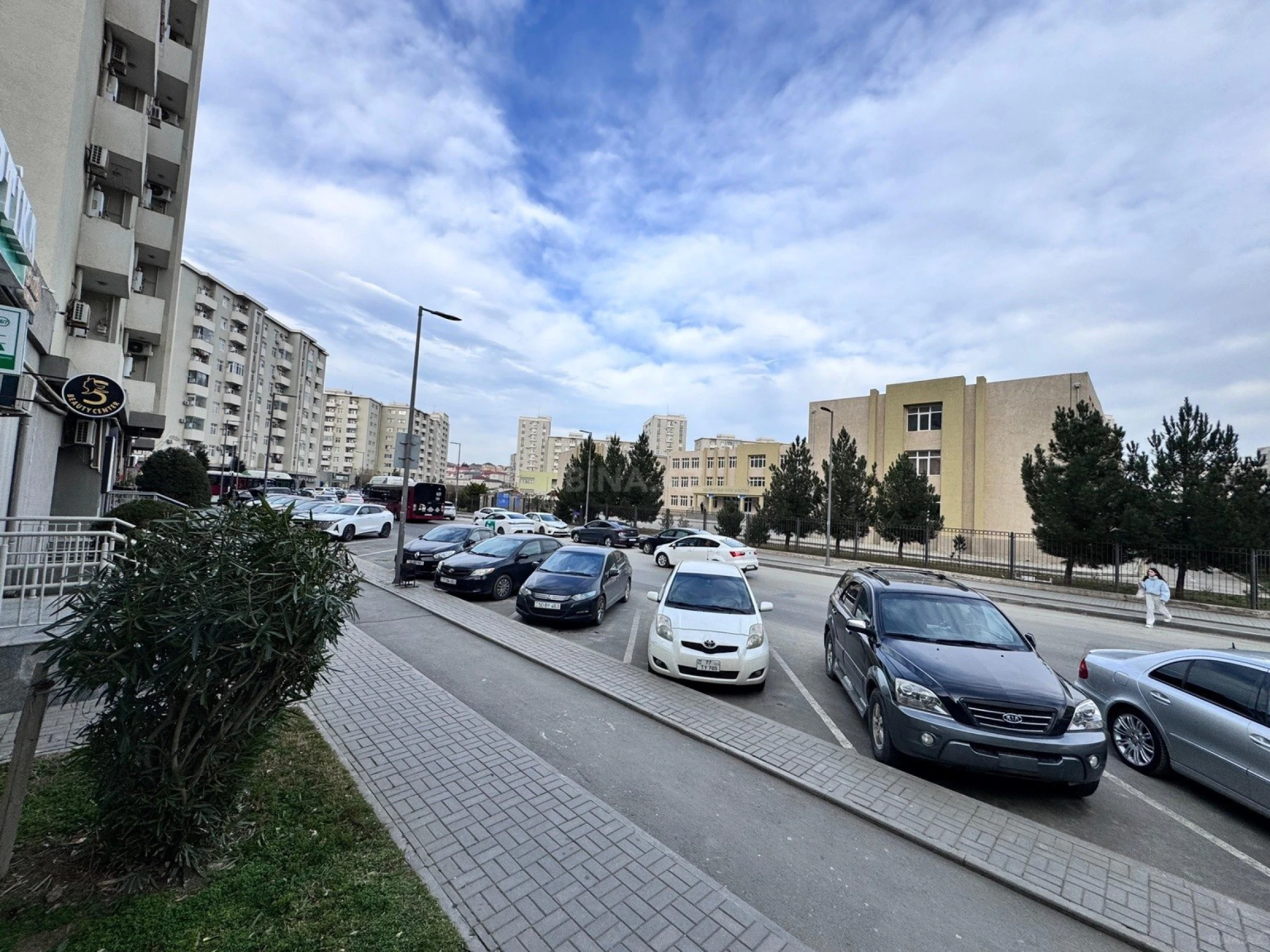 Satılır 1 otaqlı mənzil 38 m²