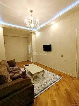 Kirayə verilir 2 otaqlı mənzil 60 m²