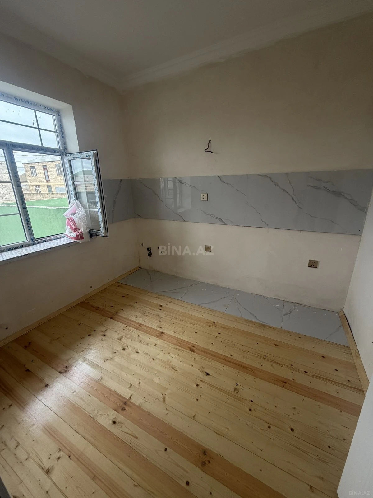 Satılır 3 otaqlı həyət evi 65 m²