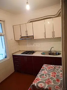 Kirayə verilir 2 otaqlı mənzil 50 m²