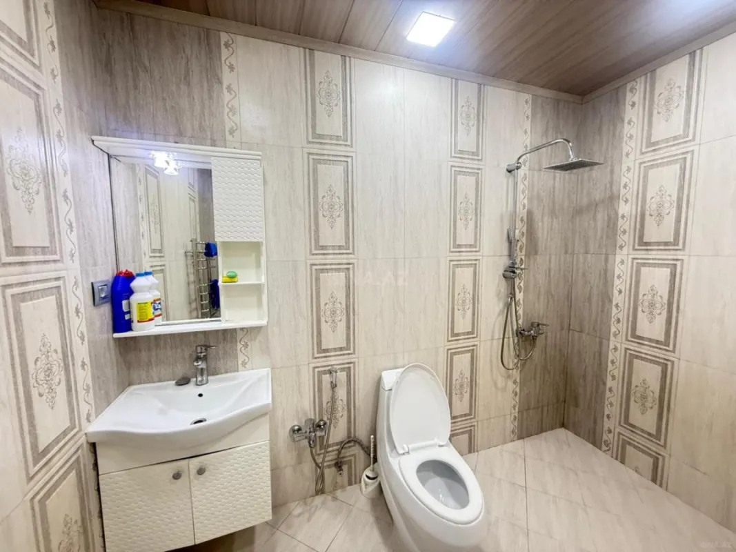 Kirayə verilir 3 otaqlı mənzil 125 m²