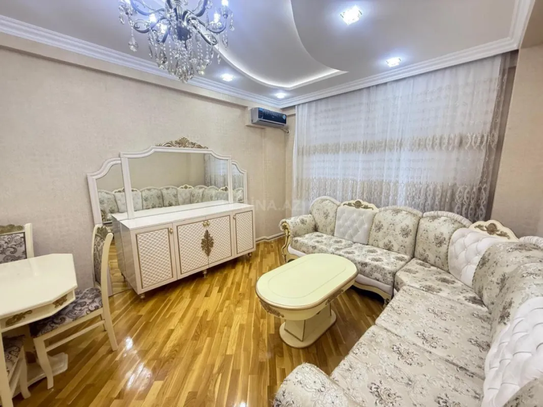 Kirayə verilir 3 otaqlı mənzil 125 m²