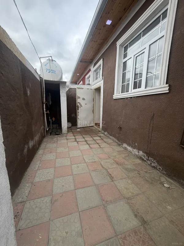 Satılır 1 otaqlı həyət evi 40 m²