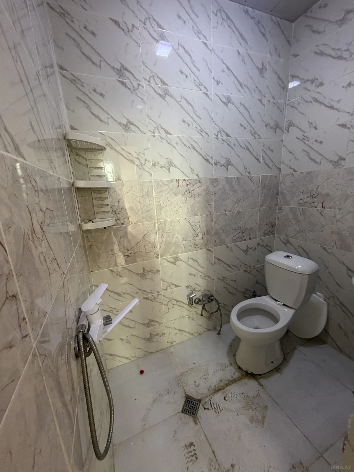 Satılır 1 otaqlı həyət evi 40 m²