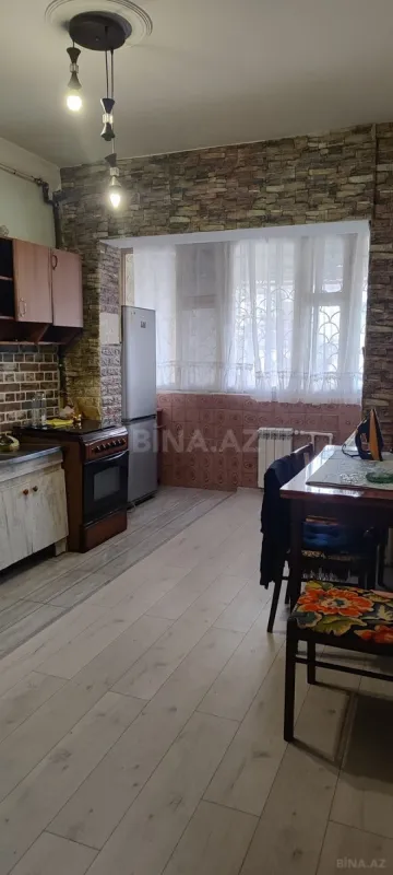 Satılır 3 otaqlı mənzil 85 m²