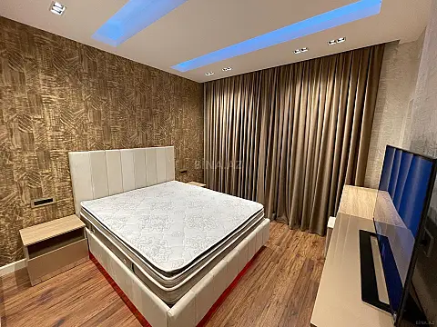 Kirayə verilir 2 otaqlı mənzil 65 m²