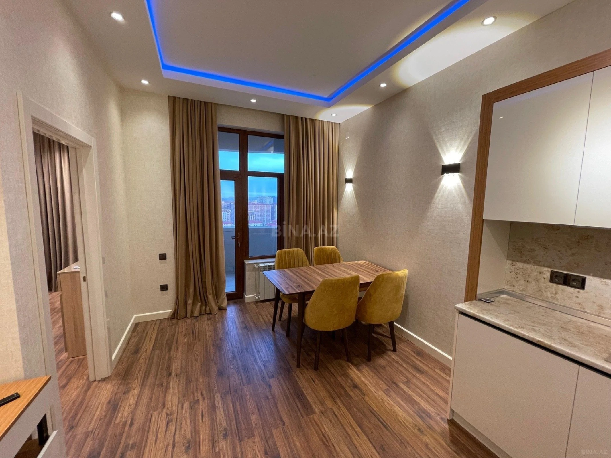 Kirayə verilir 2 otaqlı mənzil 65 m²