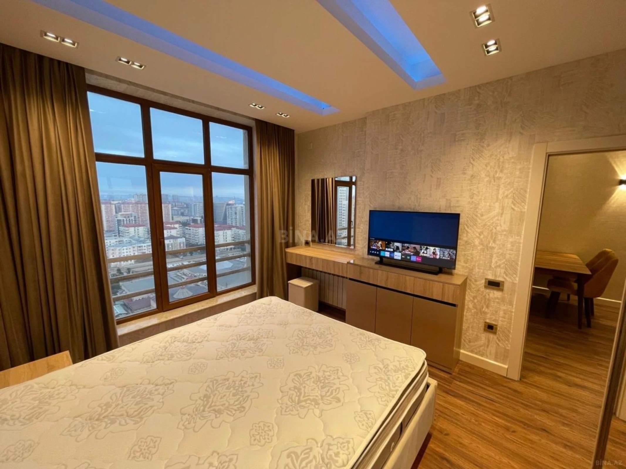 Kirayə verilir 2 otaqlı mənzil 65 m²