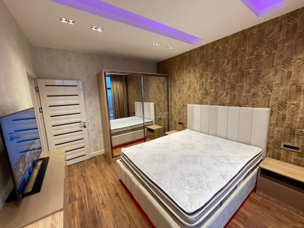 Kirayə verilir 2 otaqlı mənzil 65 m²