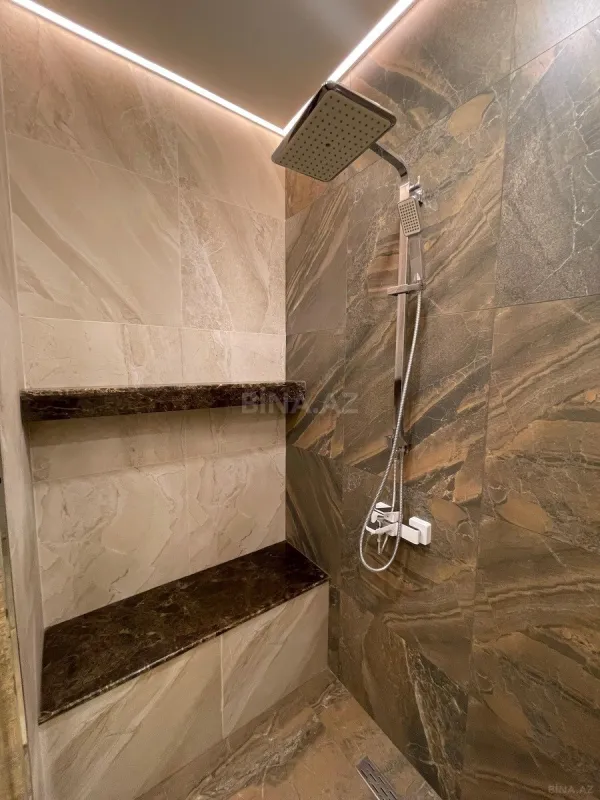 Kirayə verilir 2 otaqlı mənzil 65 m²