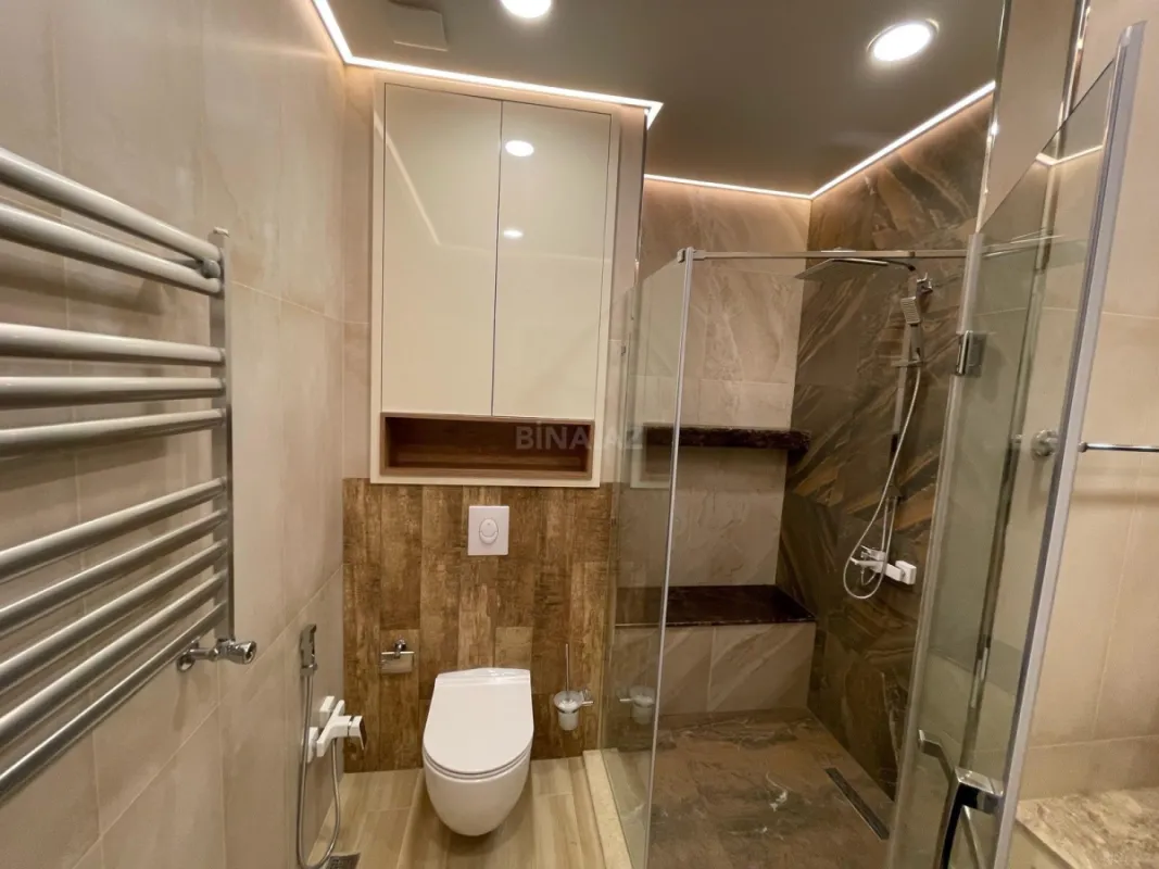 Kirayə verilir 2 otaqlı mənzil 65 m²
