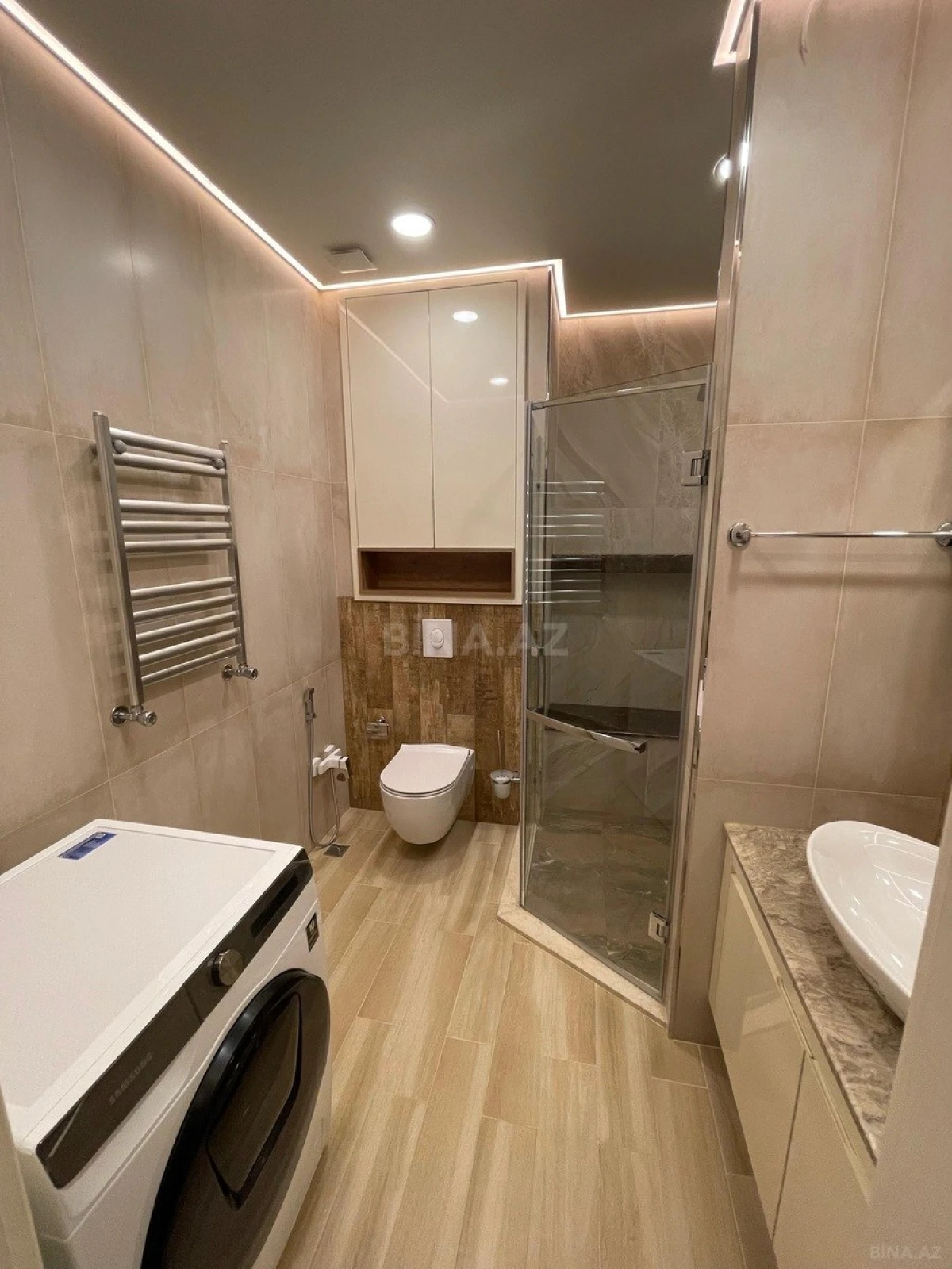 Kirayə verilir 2 otaqlı mənzil 65 m²