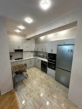 Satılır 3 otaqlı mənzil 90 m²