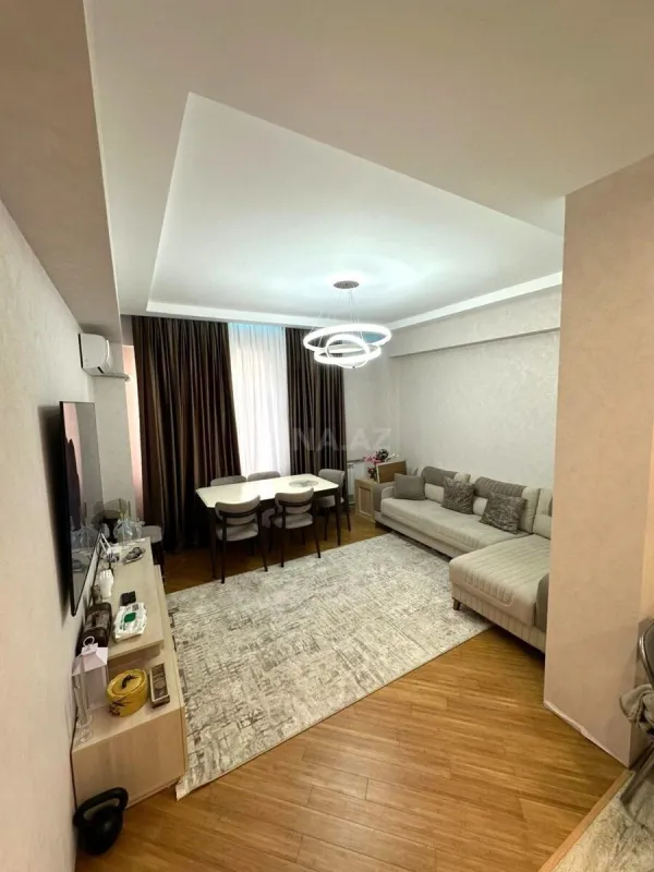 Satılır 3 otaqlı mənzil 90 m²