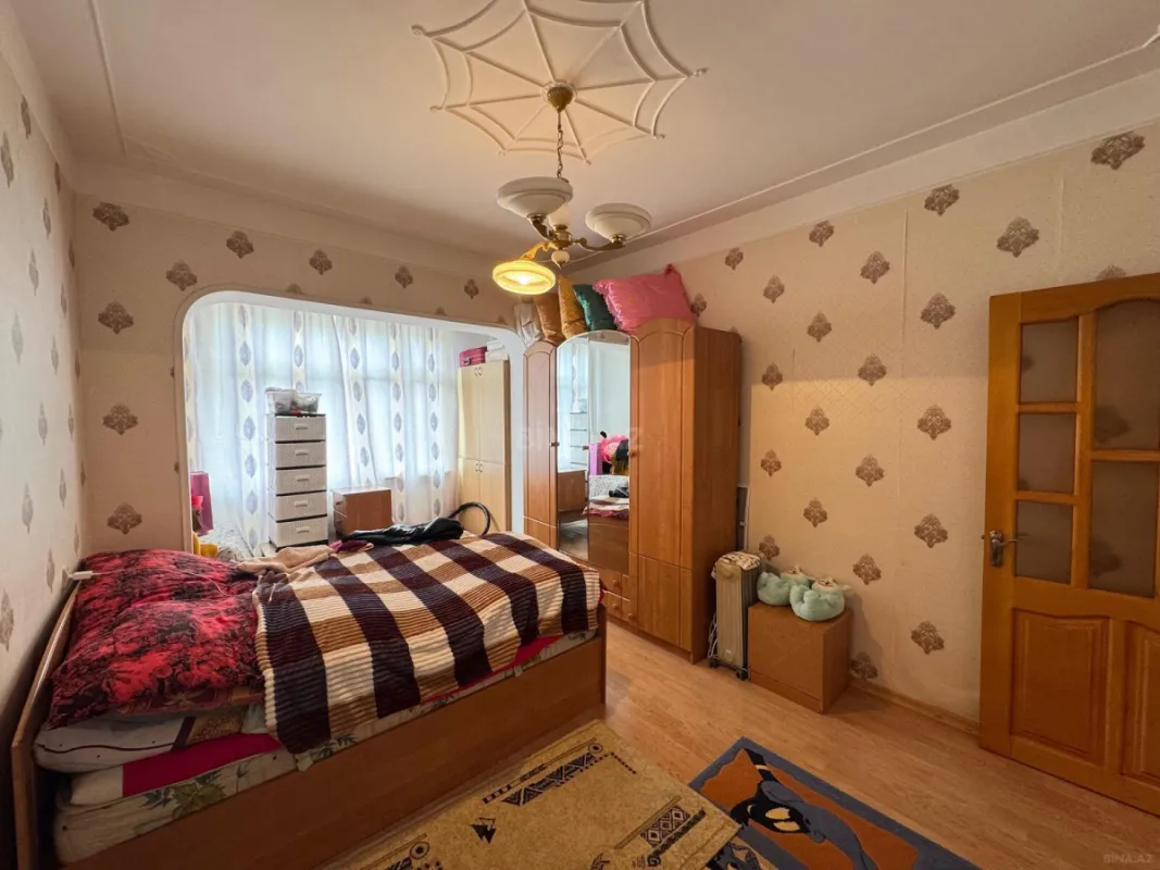 Satılır 2 otaqlı mənzil 58 m²