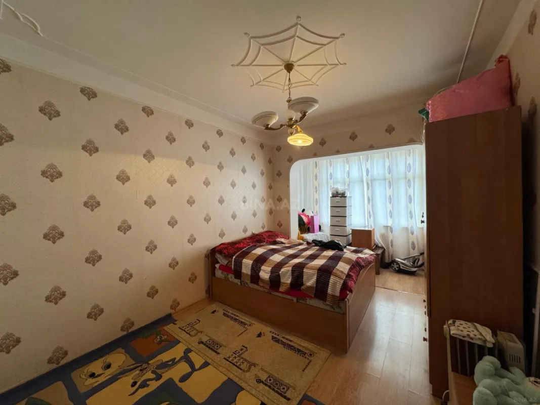 Satılır 2 otaqlı mənzil 58 m²