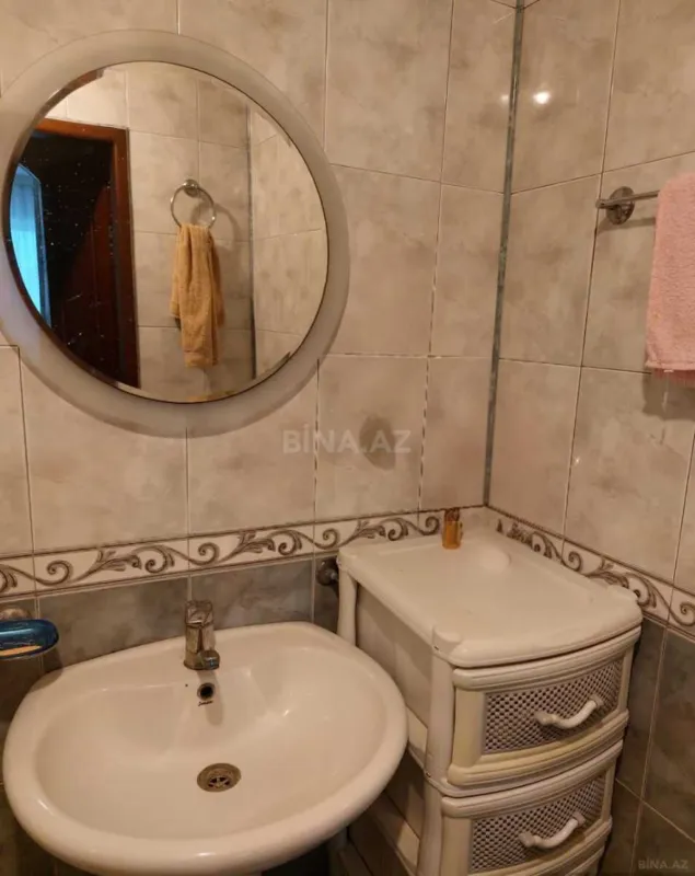 Kirayə verilir 2 otaqlı mənzil 75 m²
