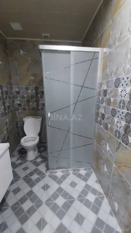 Kirayə verilir 2 otaqlı mənzil 75 m²