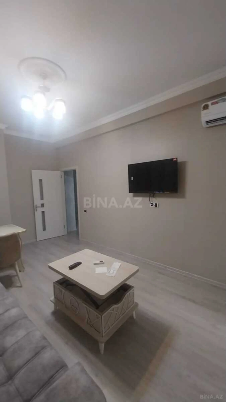 Kirayə verilir 2 otaqlı mənzil 75 m²