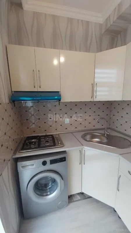 Kirayə verilir 2 otaqlı mənzil 75 m²