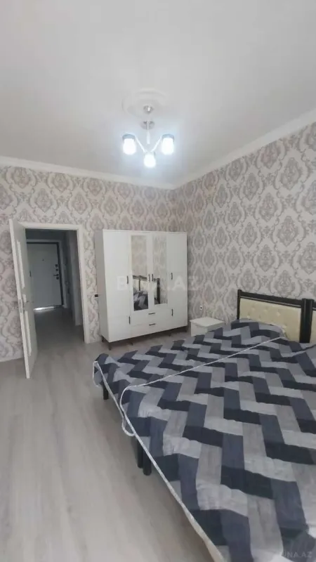 Kirayə verilir 2 otaqlı mənzil 75 m²