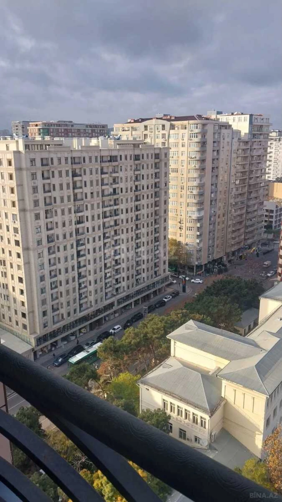 Kirayə verilir 2 otaqlı mənzil 75 m²