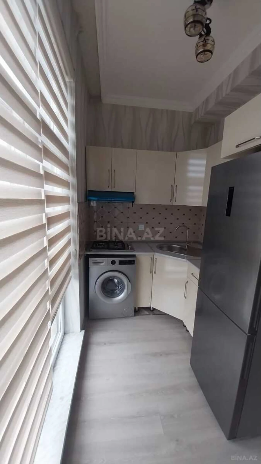 Kirayə verilir 2 otaqlı mənzil 75 m²