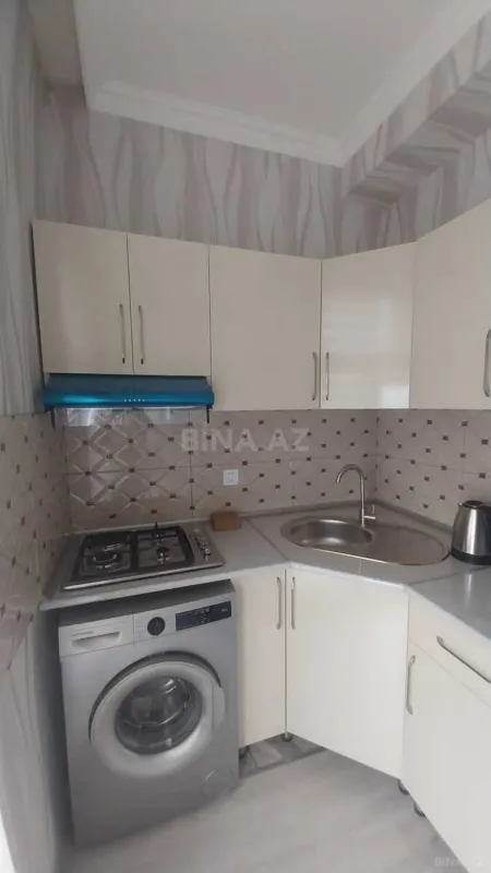 Kirayə verilir 2 otaqlı mənzil 75 m²