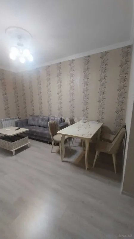 Kirayə verilir 2 otaqlı mənzil 75 m²