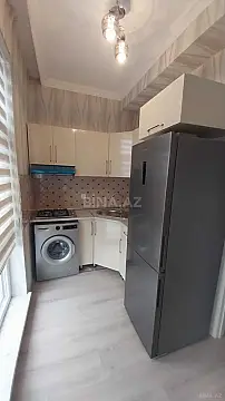 Kirayə verilir 2 otaqlı mənzil 75 m²