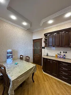 Satılır 1 otaqlı mənzil 60 m²