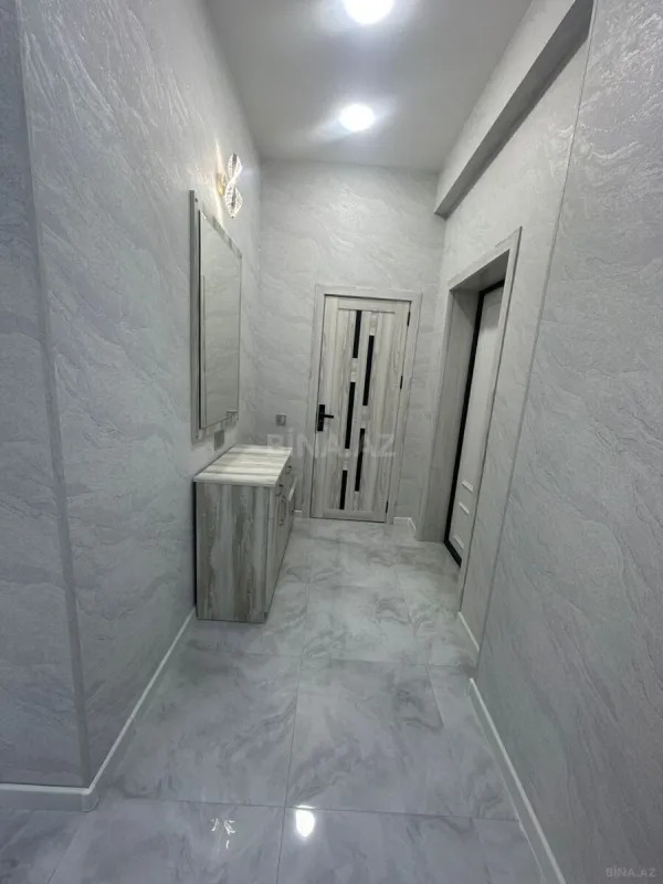 Satılır 4 otaqlı mənzil 109 m²