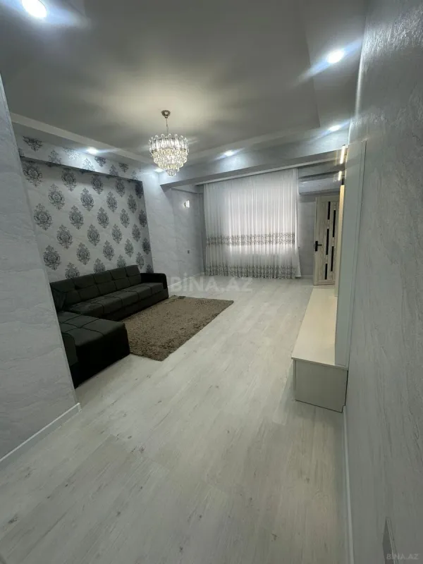 Satılır 4 otaqlı mənzil 109 m²