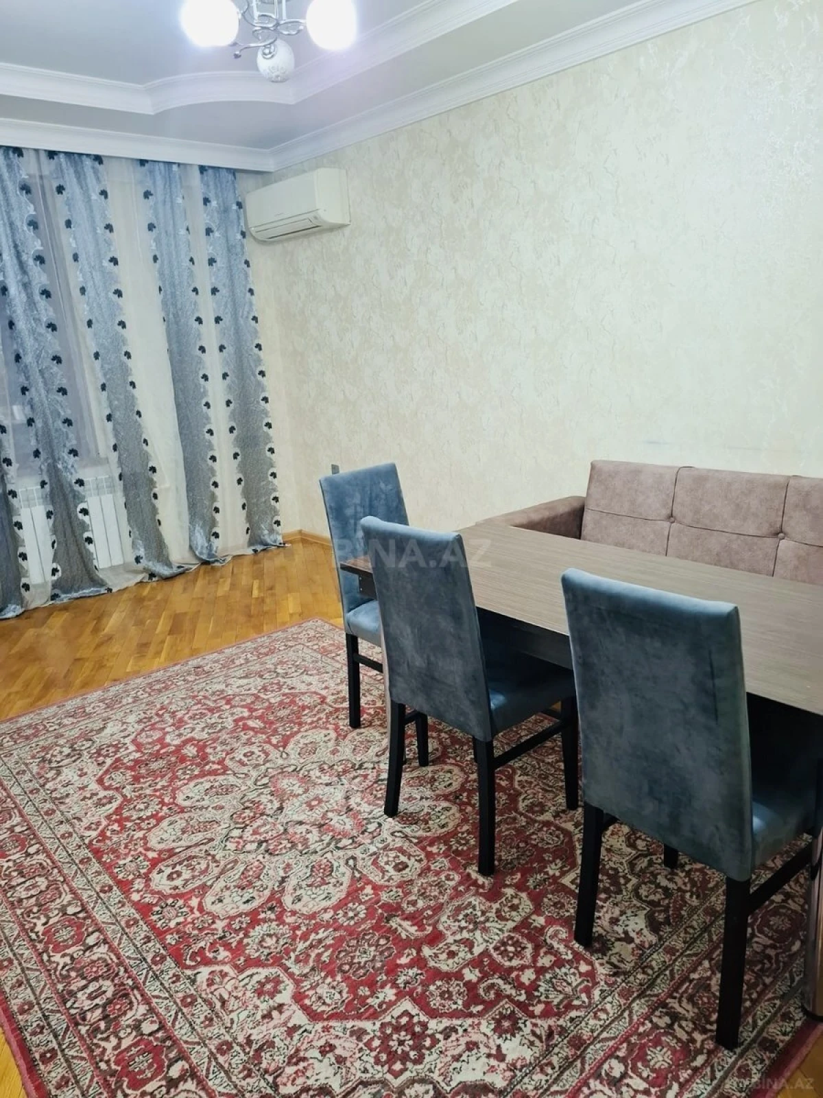 Kirayə verilir 3 otaqlı mənzil 83 m²