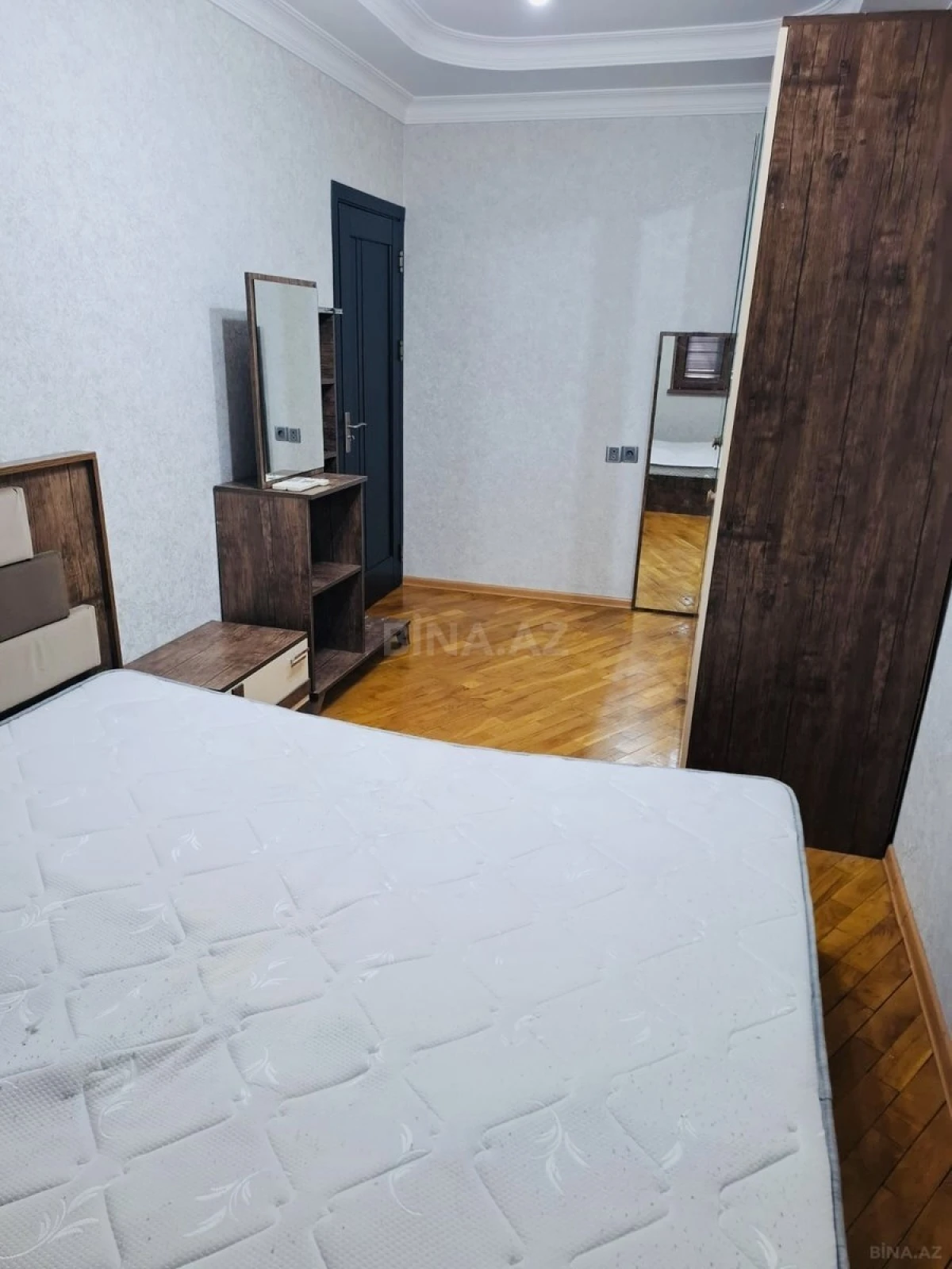 Kirayə verilir 3 otaqlı mənzil 83 m²