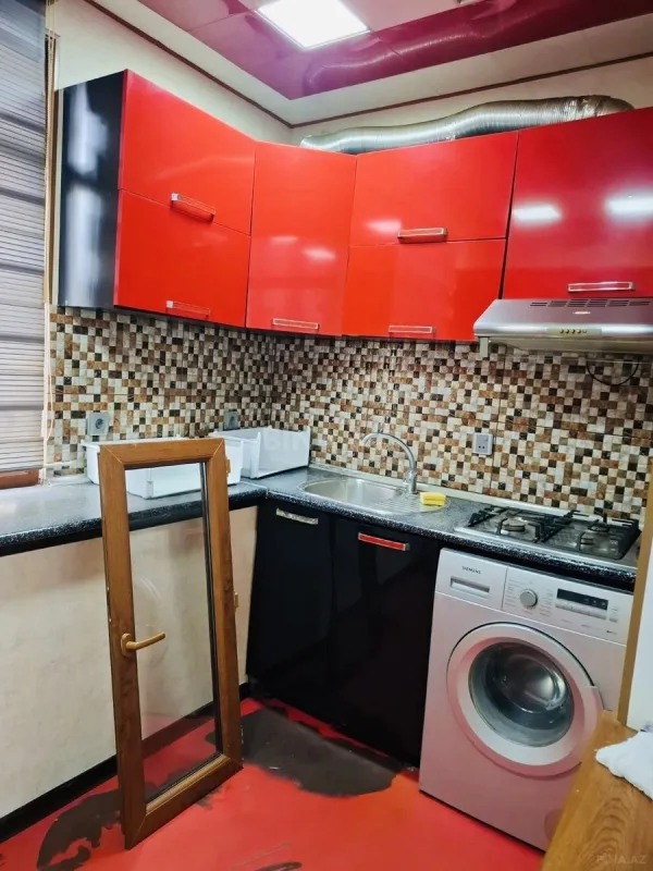 Kirayə verilir 3 otaqlı mənzil 83 m²