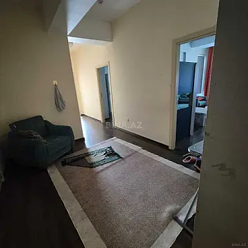 Satılır 2 otaqlı mənzil 71 m²