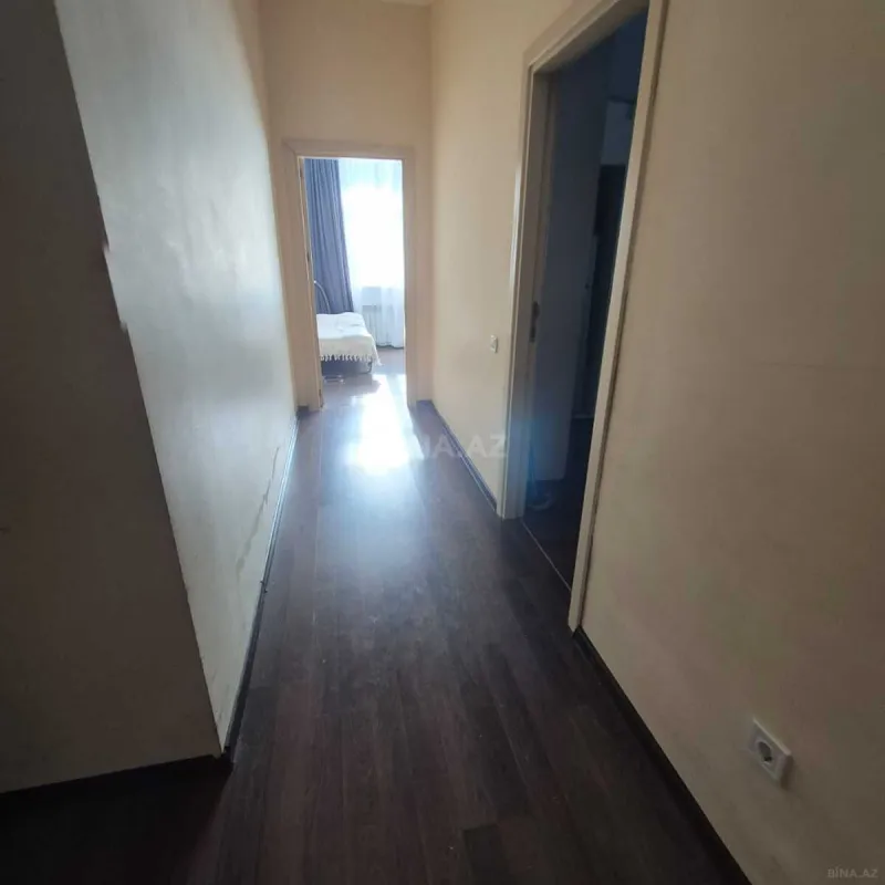 Satılır 2 otaqlı mənzil 71 m²