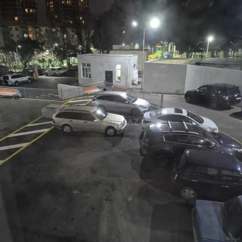 Satılır 2 otaqlı mənzil 71 m²