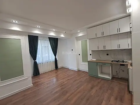 Satılır 3 otaqlı mənzil 82 m²